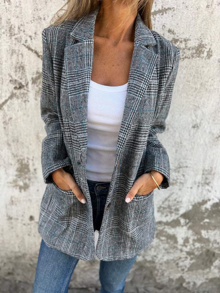 Soft Plaid Blazer – Notched Lapel, Side Pockets